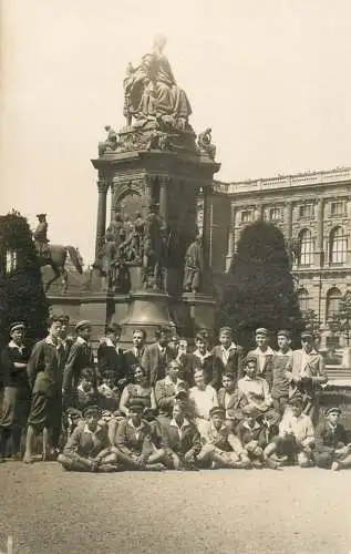 Maria Theresia Denkmal Wien foto-AK Gustav Maresch