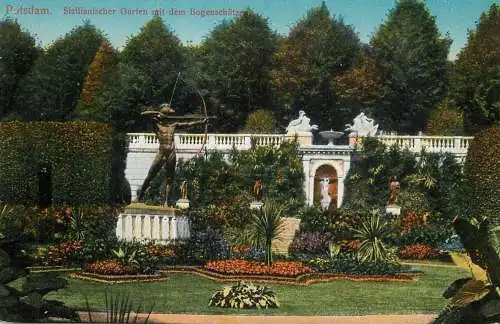 Germany Potsdam Sizilianischer garten rait dem Bogenschutzen