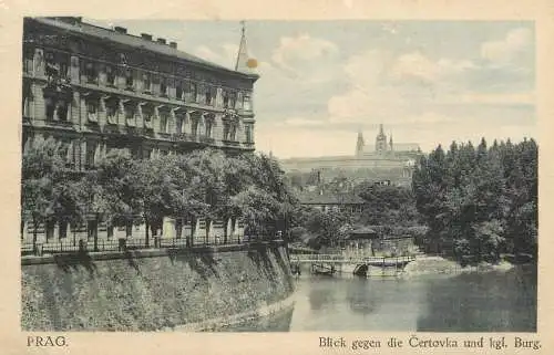 Czech Republic Prague Blick gegen die Certovka und burg