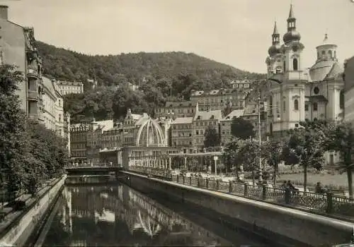 Czech Republic Karlovy Vary view of river Tepla & the Geyser