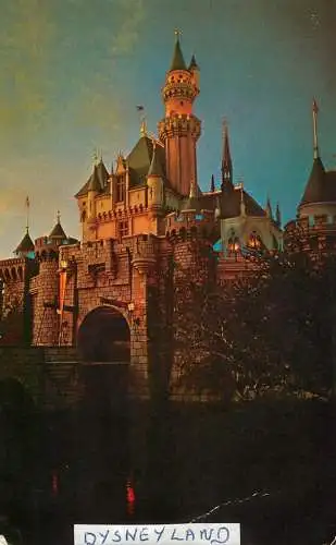 USA Disneyland Magic Kingdom Sleeeping Beauty Castle