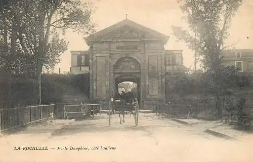 France  La Rochelle porte Dauphine