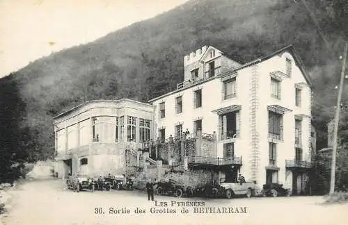 France Pyrénées  sortie des grottes de Betharram