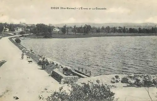 CPA France Cieux l'etang et la Chaussee