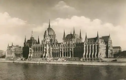 Postcard Hungary Budapest Parliament