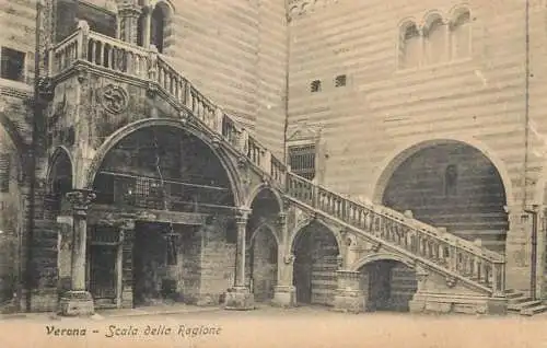 Postcard Italy Verona scala della regione