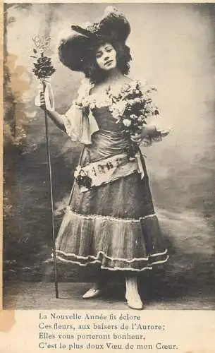 Fancy portrait elegant woman dress 1906 hat