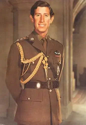 Military postcard hos Royal Highness Prince of Wales in uniform