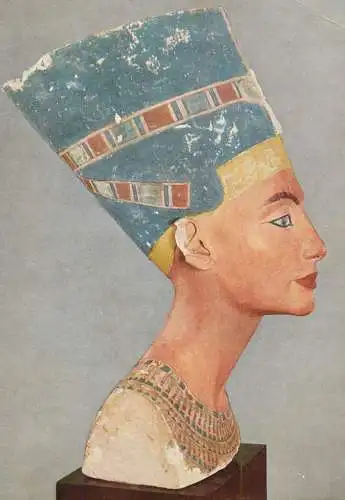 Museum postcard Egypt head of Queen Nofretete Nefertiti