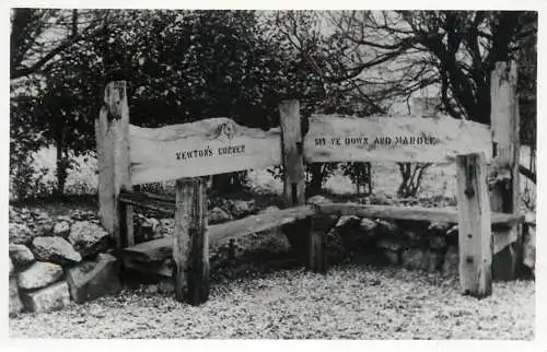 Photo postcard bench Newton corner