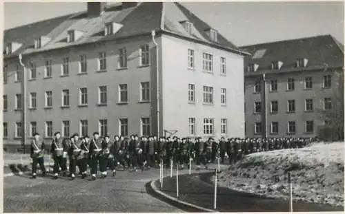 Photo postcard elegant group photo of military formation soldier