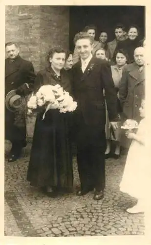 Photo postcard wedding bride groom bouquet 1937
