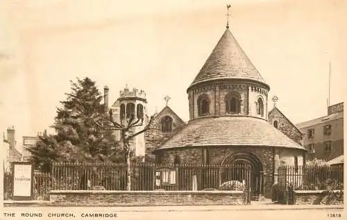 British churches & cathedrals postcard Cambrisge the round church