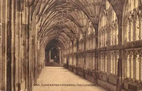 British churches & cathedrals postcard Gloucester cathedral cloisters