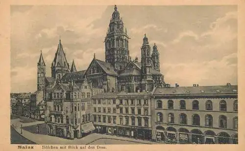 Germany Mainz Hofchen mit Blick auf den Dom