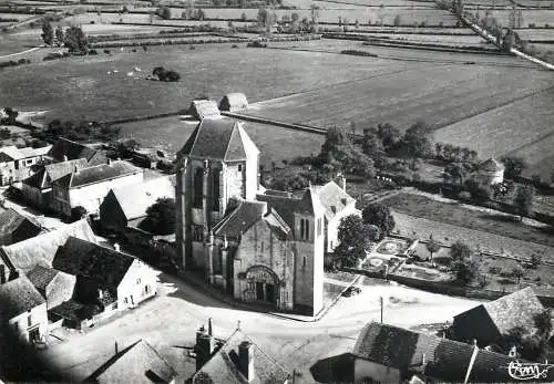 France St. Thibault eglise et le prieure