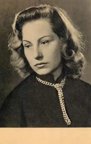 Hungarian actress Komlos Juci