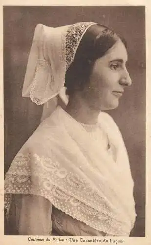Folklore France Costume du Poitou - Une Cabaniere de Lucon