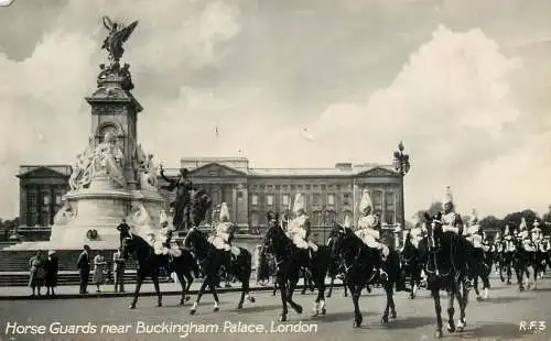 United Kingdom England London Buckingham Palace horse guards