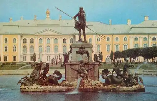 Russia St Petersburg Peterhof Neptune Fountain