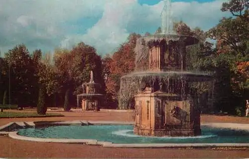 Russia St Petersburg Peterhof - Roman fountains