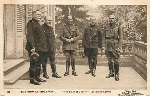 "The smile of Victory" king at the front series postcard