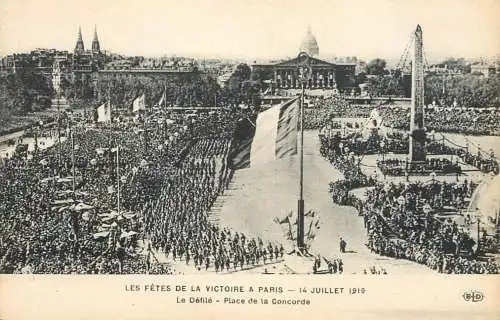 Fetes de la Victoire 1919 Paris le defile place de la Concorde