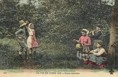 Danse enfantine - la vie en plein air