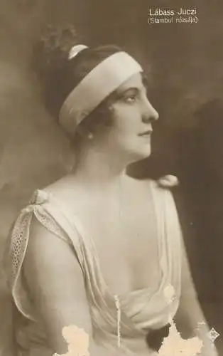 Actress Labass Juczi