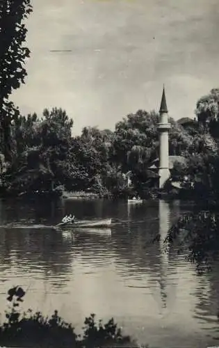Romania Bucuresti vedere din Parcul Libertatii