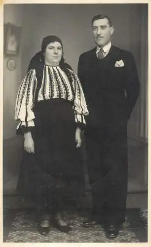 Romania folk type couple c.1938