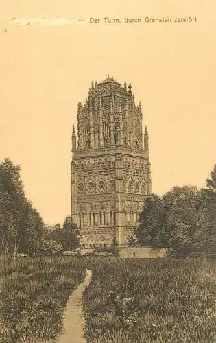 France Oise Noyon der Turm durch Granaten zerstort