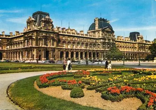 France Paris Louvre & ses jardins