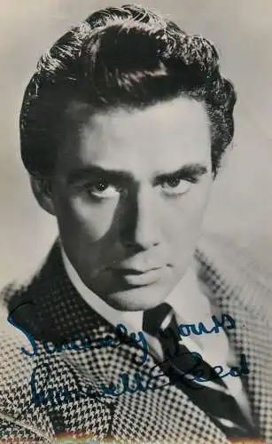 Cinema film star actor Maxwell Reed