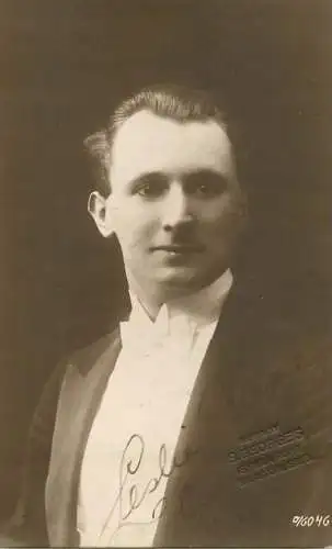 Cinema film star actor Leslie Vane