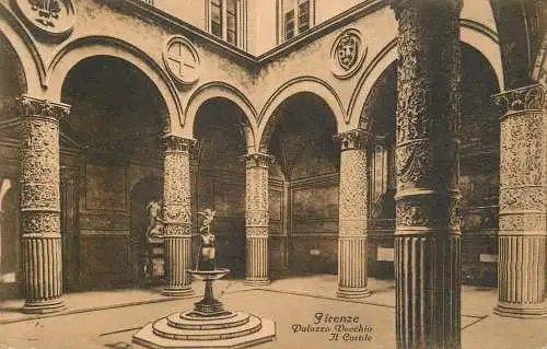 Italy Florence Palazzo Vecchio il cortile