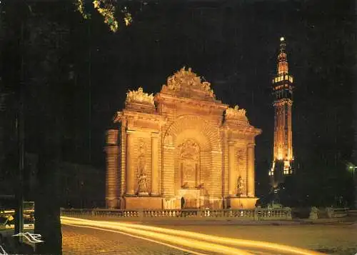 France Lille (Nord) - La Porte de Paris & Le Beffroi vue de nuit