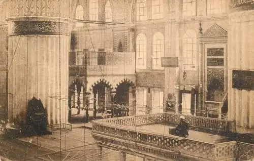 Constantinople interieur de la Mosquee Ahmed