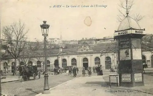 France Lot et Garonne Agen la gare et coteau de l'Ermitage