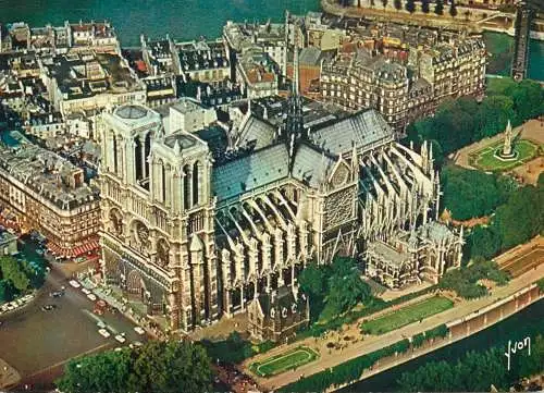 France Paris  Notre Dame & Jardin de l'Archeveche vue aerienne