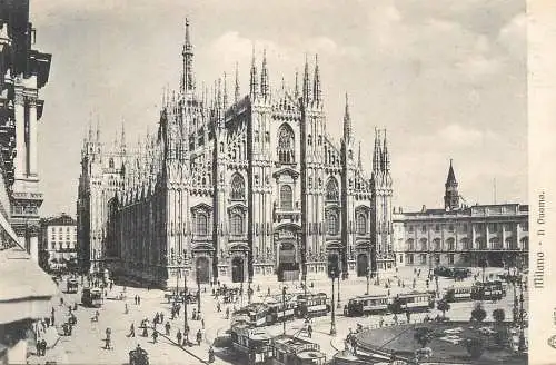 Italy Lombardia Milan duomo tram