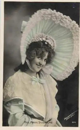 English actress and singer of the Victorian and Edwardian eras Marie Studholme fancy hat