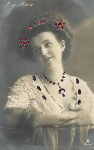 Relly Ridon theatre actress head decoration and necklace jewelry novelty postcard rare