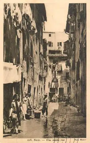 Nice une vieille rue