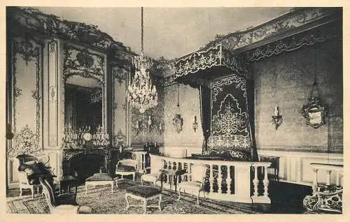 CHAMPS SUR MARNE - Le Château chambre de parade