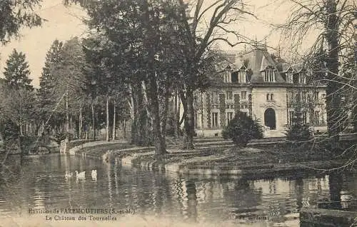 FAREMOUTIERS chateau des tourelles