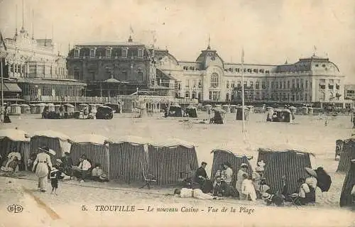 Trouville, le casino et la plage