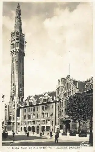 LILLE L' Hotel de Ville Le Beffroi