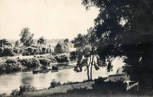 Gournay sur Marne chaland tranquille