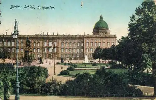 Germany Berlin  schloss Lustgarten